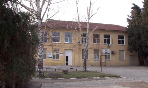 Директорка спря нападатели с ножове - 1