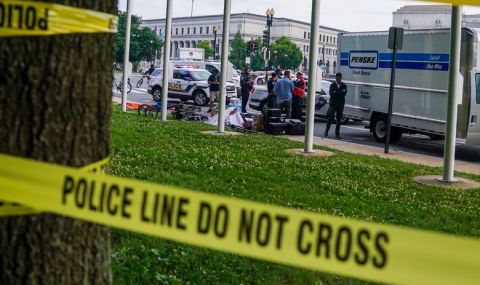 Трима убити при стрелба - 1