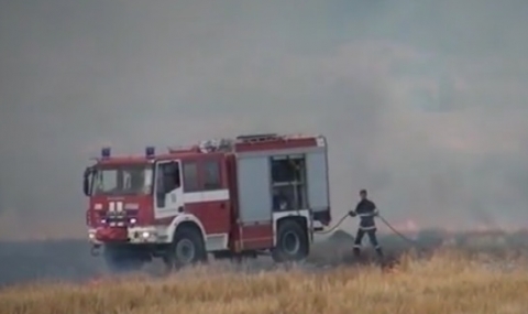Три пожара горят в Пловдивско - 1