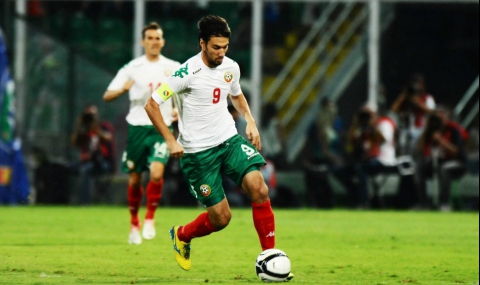 България гони подобаващ завършек на 2013 - 1