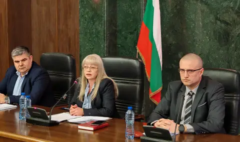 Прокуратурата: Изстрели от упор в главата са причината за смъртта на тримата край Околчица