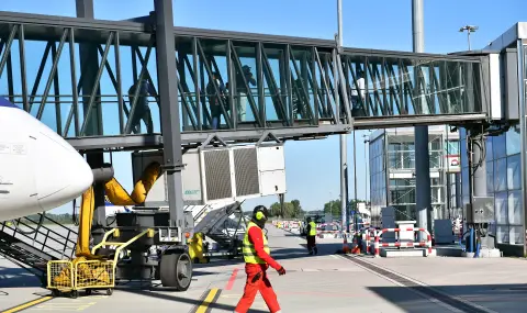 Explosion incident at Frederic Chopin Airport in Warsaw  - 1