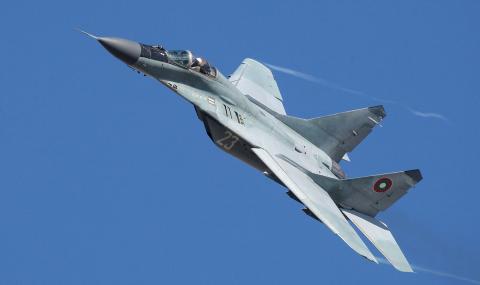 Български и израелски изтребители рамо до рамо на "Граф Игнатиево" - 1