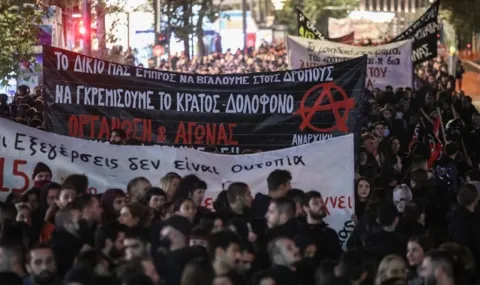 Рибарите в Гърция спряха протеста, но заплашват с нови действия - 1