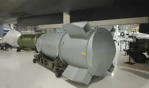 В Русия: САЩ могат да прехвърлят стари термоядрени бомби на съюзниците си. Западът праща ненужното му оръжие в Украйна - 1