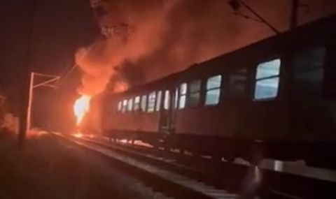 Награждават пожарникар и служители на БДЖ след пожара във влака София-Варна - 1