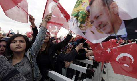 Тома Биков: Референдумът на Ердоган не дава отговори - 1