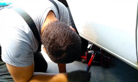 Липсата на качествени майстори се отразява на джоба на собствениците на автомобили - 1