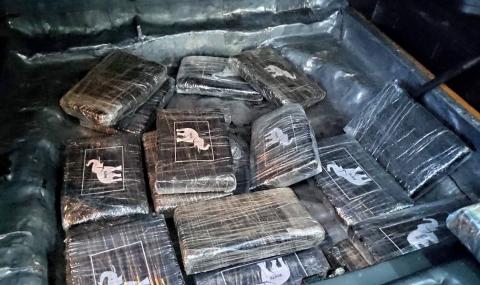 За над 5 милиона лева кокаин задържаха на ГКПП "Малко Търново" (ВИДЕО + СНИМКИ) - 1