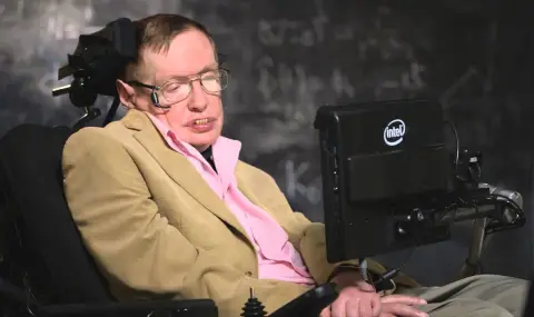 Пикантна СНИМКА на Стивън Хокинг с болногледачки по бански и коктейли изплува от досиетата "Епстийн" ВИДЕО - 1