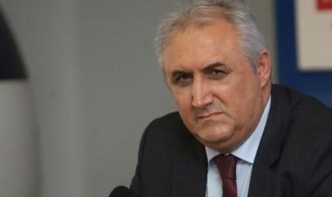 Дикме: Хората виждат зад проф. Герджиков сянката на Доган и Борисов - 1