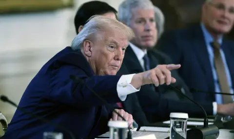 Проучване: Повечето американци смятат, че Тръмп прекалява с военните намеси - 1