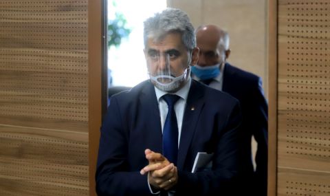 Депутат от ВМРО за "разходката с джипа": Малко е неуместно, но е разведряване - 1