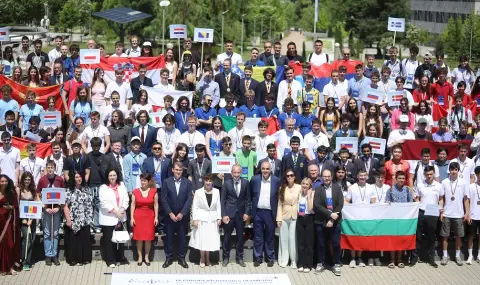 Българските отбори завоюваха 3 сребърни и 5 бронзови медала на Европейската олимпиада по физика - 1