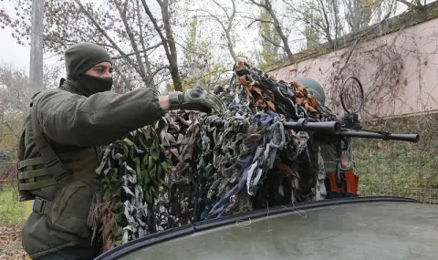 От нападение в отбрана! Украинската армия строи барикади и копае окопи - 1