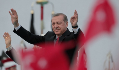 Ердоган: Предсрочни избори на 1 ноември - 1
