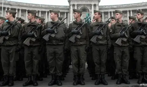 Министърът на отбраната на Австрия: Мнозина ни завиждат, че запазихме военната служба, трябва да я удължим