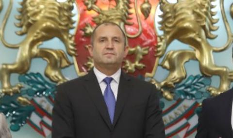 Президентът: Здраве и радост във всяко семейство - 1