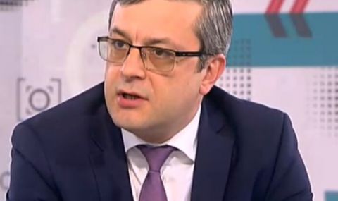 Тома Биков: Асен Василев не може да прави бюджети и прогнози, защото се разпадат - 1