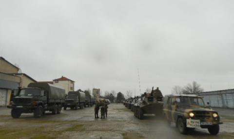 Български и американски войници тренират на полигона &quot;Ново село&quot; - 1
