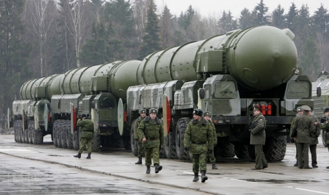 НАТО призова за още санкции срещу Русия - 1
