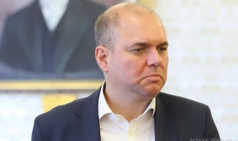 Панев, ДБ: Ако се стигне до връчване на нас на трети мандат, ще трябва да се потрудим - 1