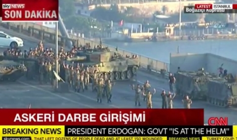 Военните, окупирали моста над Босфора, се предадоха - 1