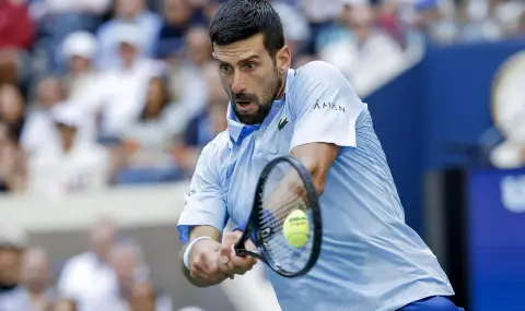 След като бе обявен за предател - Джокович се премести със семейството в Атина  - 1