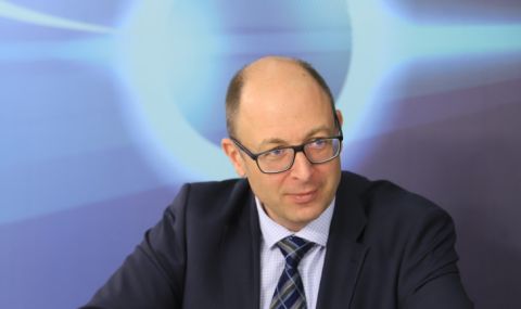 Йордан Божилов: Украйна ще бъде възстановена и като сериозна военна сила - 1