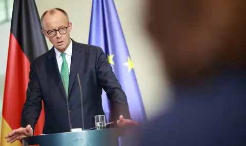 Канцлерът на Германия: Путин е най-сериозният военнопрестъпник на нашето време - 1