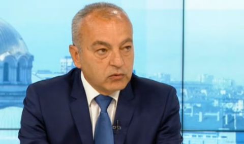 Социалният министър: Увеличението на пенсиите от 1 юли с 5% не е достатъчно - 1