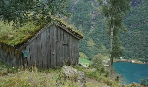 Три хижи в Средна гора, които пазят духа на планината - 1