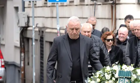 Христо Стоичков за Борислав Михайлов: Намерихме сили в един от най-трудните моменти да си стиснем ръцете  - 1