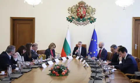 Гюров: Щабът залага на предвидимост и следи за непазарно поведение заради кризата в Близкия  изток - 1