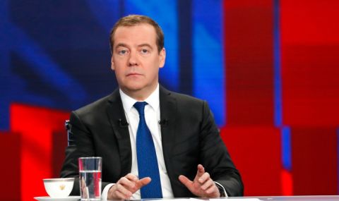 Медведев: Арест на Путин е равносилен на обявяване на война - 1