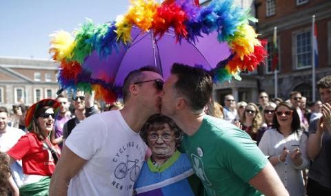 И Черна гора разрешава гей браковете - 1