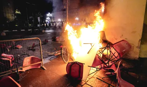 Израел депортира в Турция 137 членове на флотилията Сумуд - 1