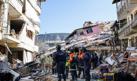 Анкара: ЕС трябва да бъде щедър при предоставянето на финансова подкрепа за Турция за възстановяване от земетресенията - 1