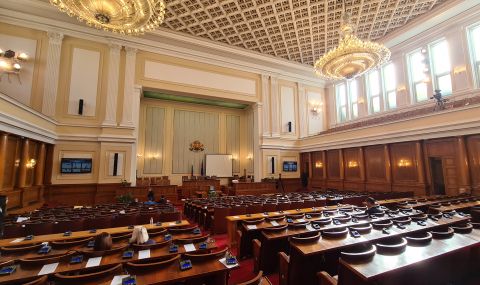 Парламентът прие ветото на Румен Радев за Закона за енергетиката- параграф 24  - 1