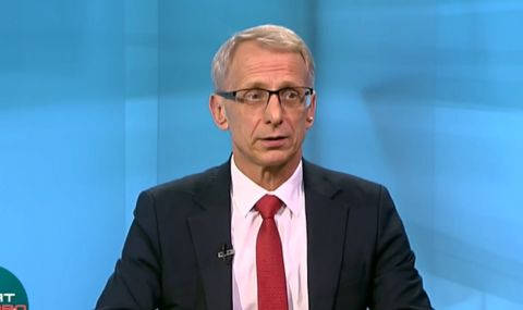 Денков: Докато съм министър няма да има задължително ваксиниране на учители и деца - 1