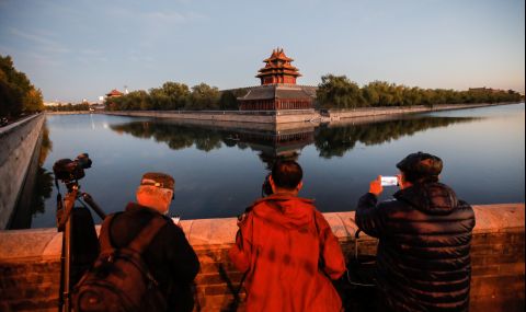 Китай отрича да има незаконни полицейски офиси в Нидерландия - 1