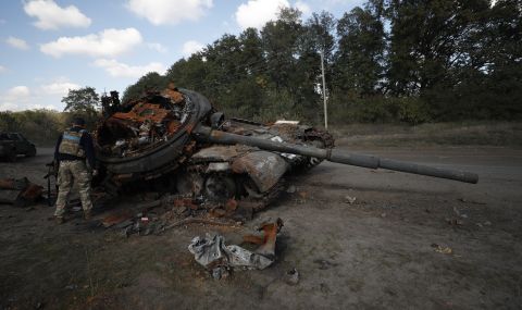 Украйна е нанесла ракетен удар по база на бойци на Кадиров в Херсонска област - 1