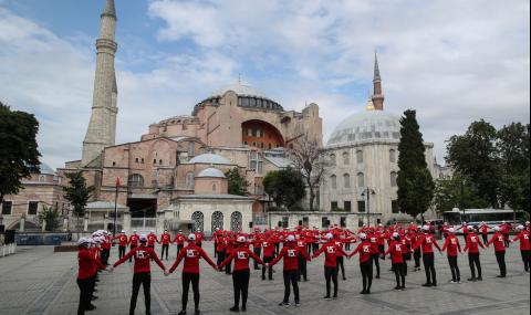 Гърция призова света да се противопостави на Турция за "Света София" - 1