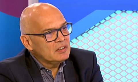 Тихомир Безлов: Ако искате да спрете мигрантите, трябва да правите огради - 1