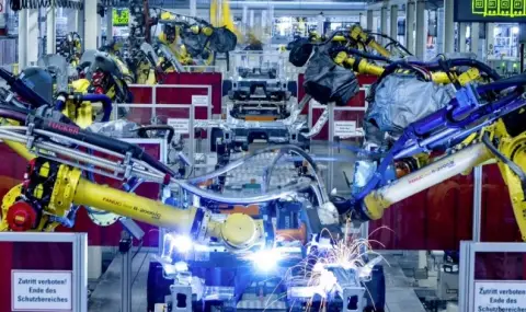 Автомобилните производители отново искат ЕС да преразгледа забраната за ДВГ, "псевдозелените" обаче се опъват - 1