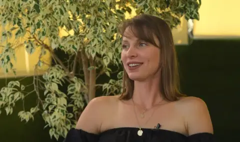 Сесил Каратанчева е рожденичка днес - 1