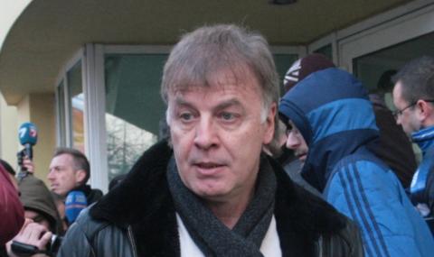 Обсъждат Наско Сираков за президент на Левски, а Георги Дерменджиев за треньор - 1
