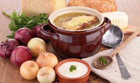 Рецепта на деня: Френска лучена супа - 1