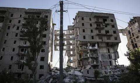 Russia destroys the city of Toretsk, entire neighborhoods are gone  - 1