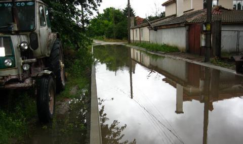 Проливен дъжд нанесе щети в Сливенско - 1